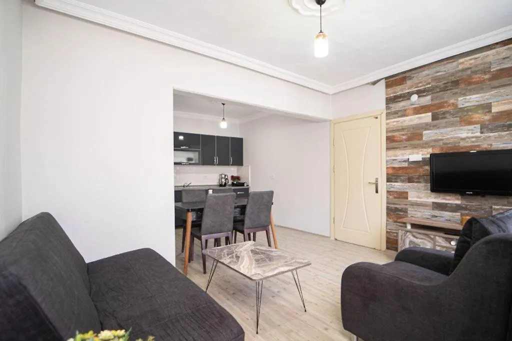 Dilek Home